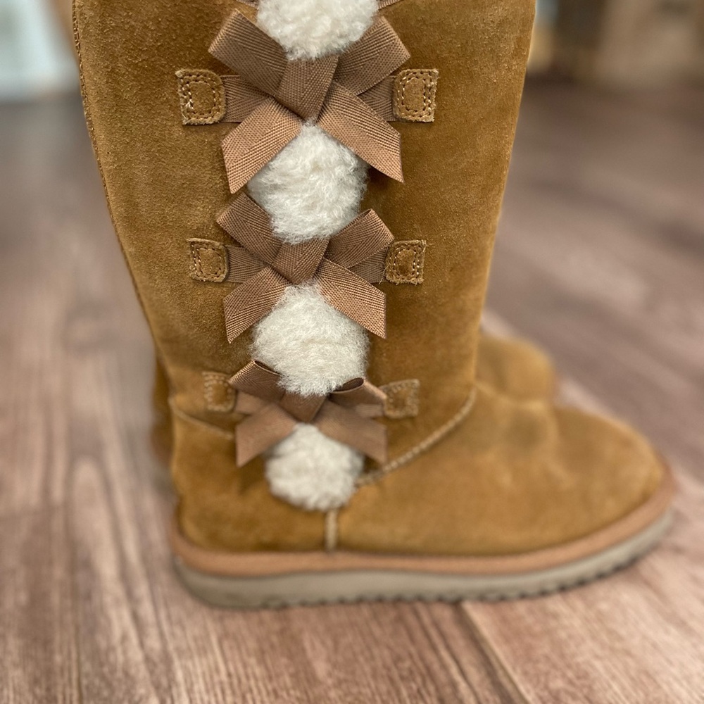 Koolaburra By UGG Tan Suede Boots with Cozy Lining